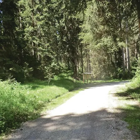 Feriehus Beautiful In Auerbach With 4 Bedrooms And Wifi