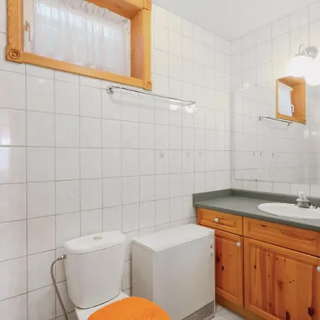 Feriehus Beautiful In Auerbach With 4 Bedrooms And Wifi