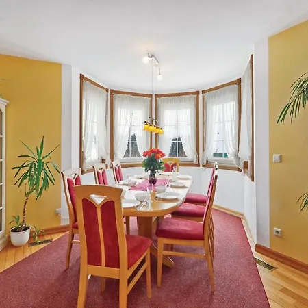 Beautiful In Auerbach With 4 Bedrooms And Wifi * Auerbach (Vogtland)