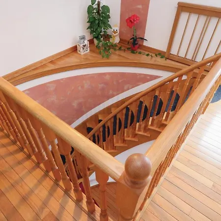 Feriehus Beautiful In Auerbach With 4 Bedrooms And Wifi Auerbach (Vogtland)